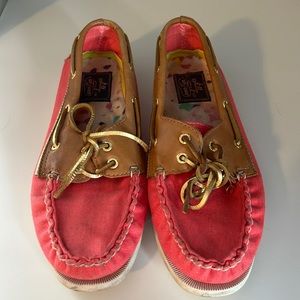 Sperry boat shoes